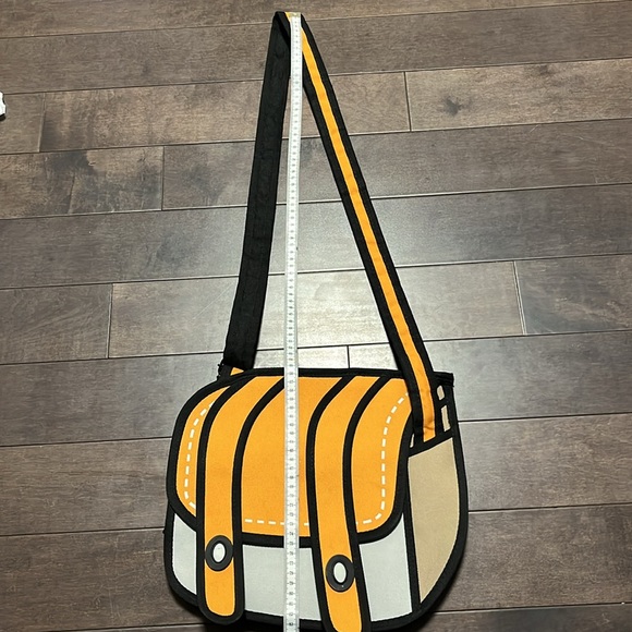 2D comic style shoulder bag - Picture 8 of 9